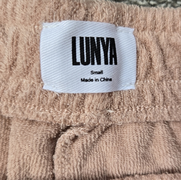 Lunya Knit Terry Short NEW Size Small - Picture 5 of 10